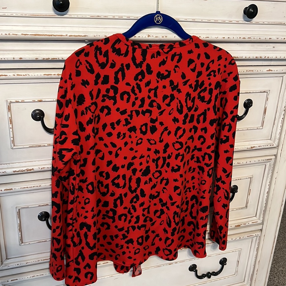 Red Leopard Button-Up Blouse - Picture 4 of 4